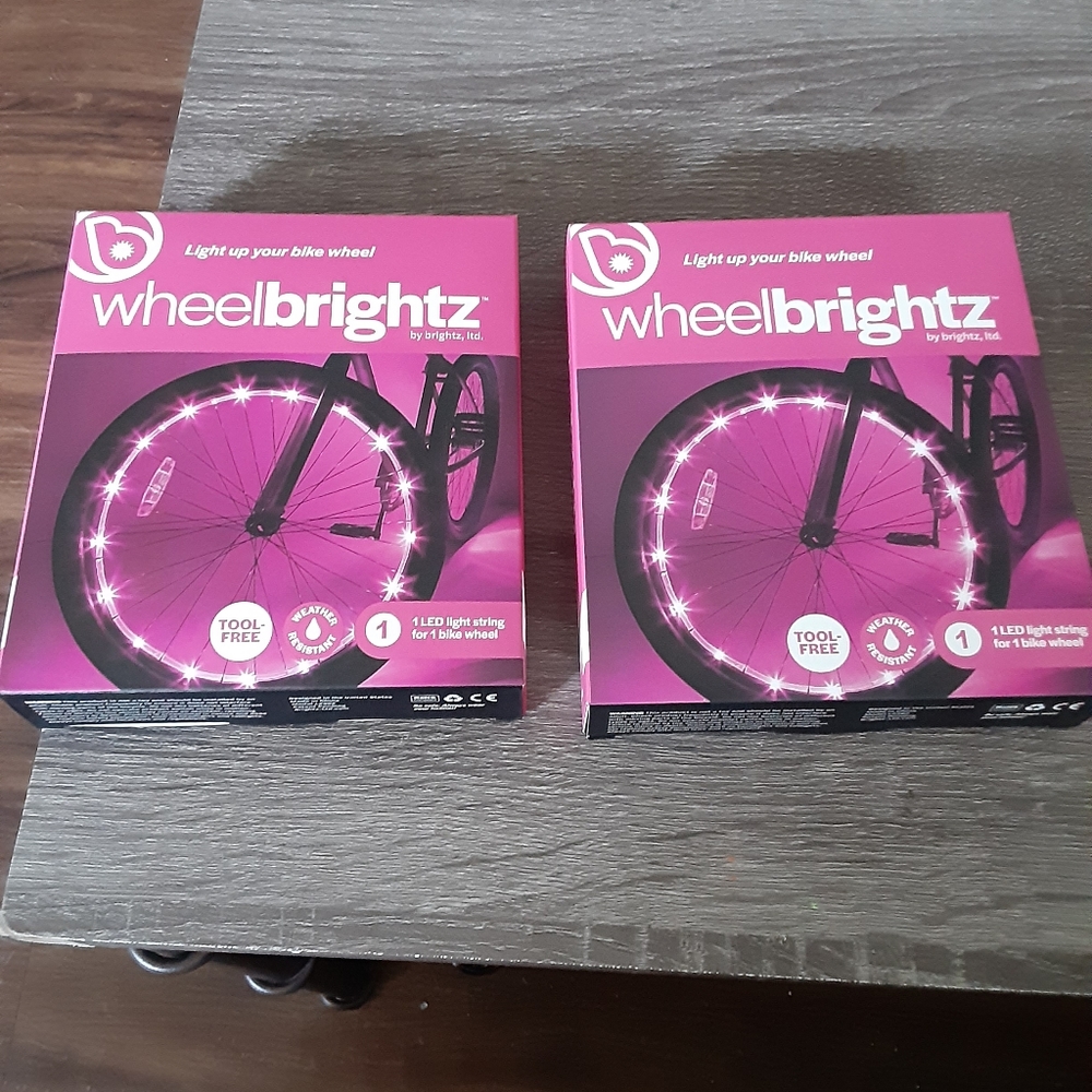 Set of 2 Wheelbrightz bike tire lights
